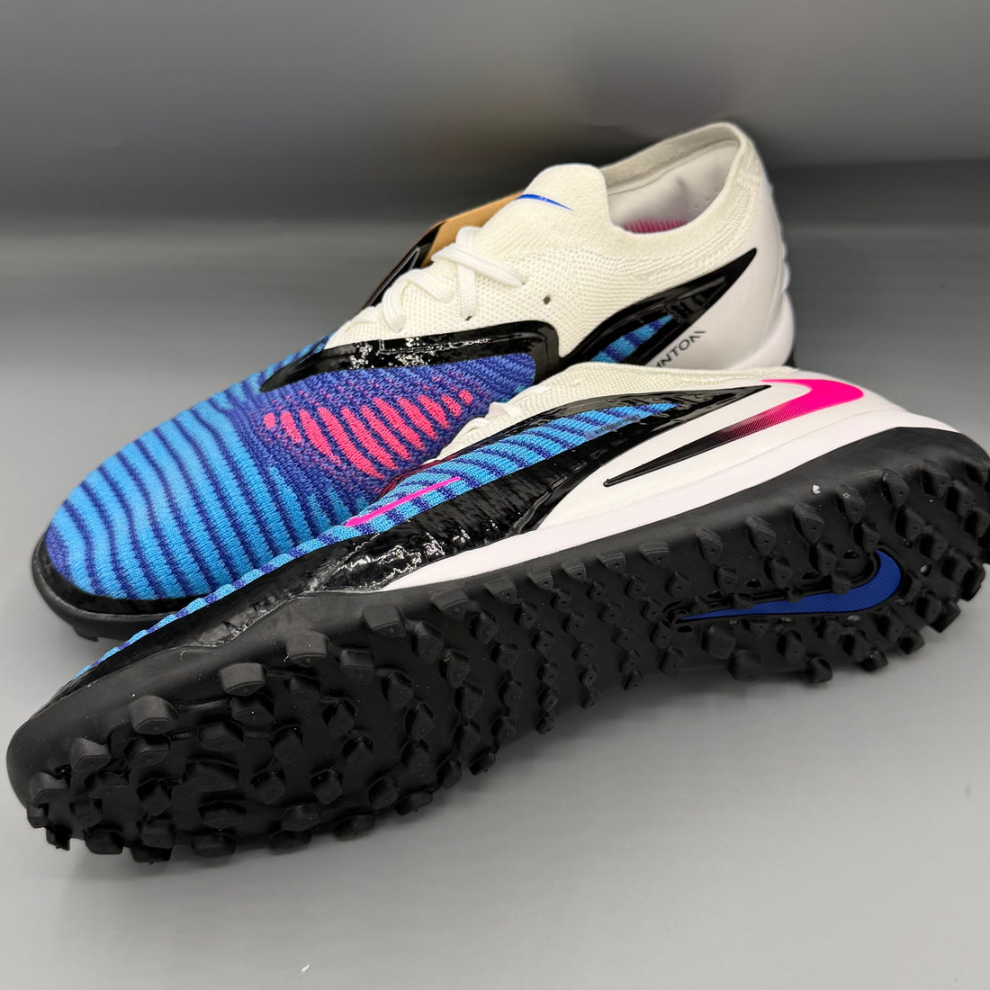 Nike Phantom 6 Elite Attack Pack Turf TF Football Boot